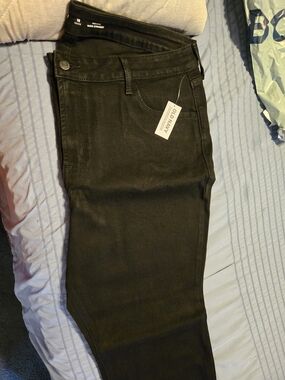 Old Navy Black WOW Sz 18p Straight Jeans